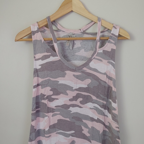Jo & Co. Camo Tank Top Pink Grey Size Medium - Picture 5 of 11